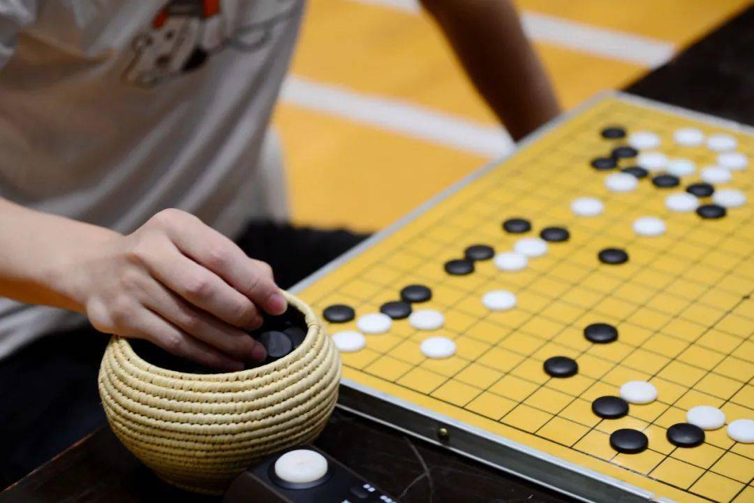 桌面的“体育场”，方寸之间乐在“棋”中