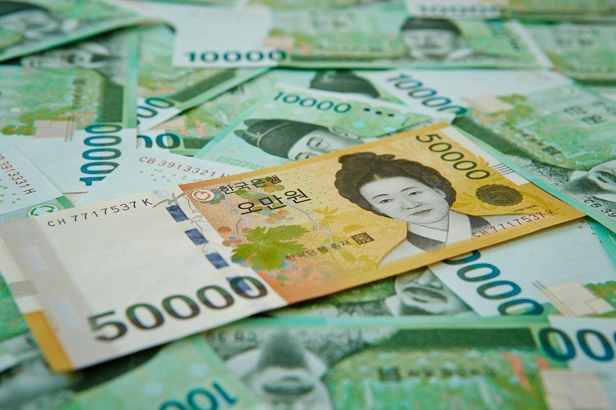 韩央行大幅下调韩今年经济增长预期并降息