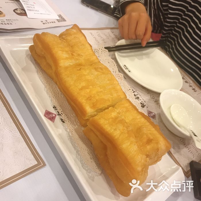 金 螳 螂获得发明专利授权：“一种具有隐蔽式管线装饰设计结构的古宅建筑”