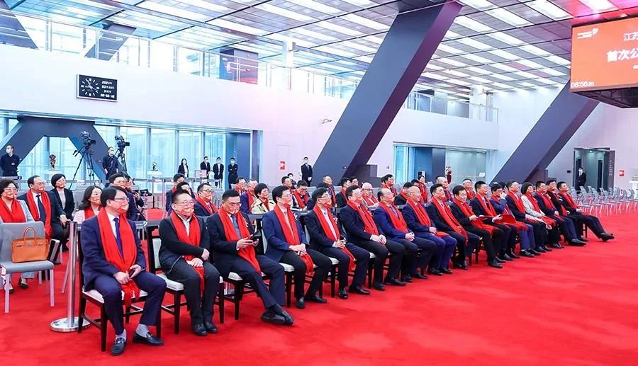 恒辉安防：截止2025年10月20日股东总人数17,151人