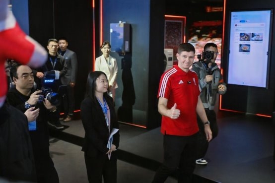 应对低氧低压温差挑战！海尔Seeker套系入驻中科探珠穆朗玛基地