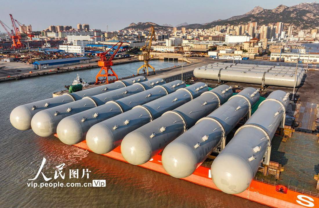 国家发展改革委副主任周海兵会见安哥拉矿产资源、石油和天然气部部长阿泽维多