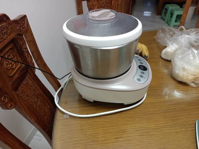 小熊电器获得外观设计专利授权：“和面刀(HMJ-20250909A)”
