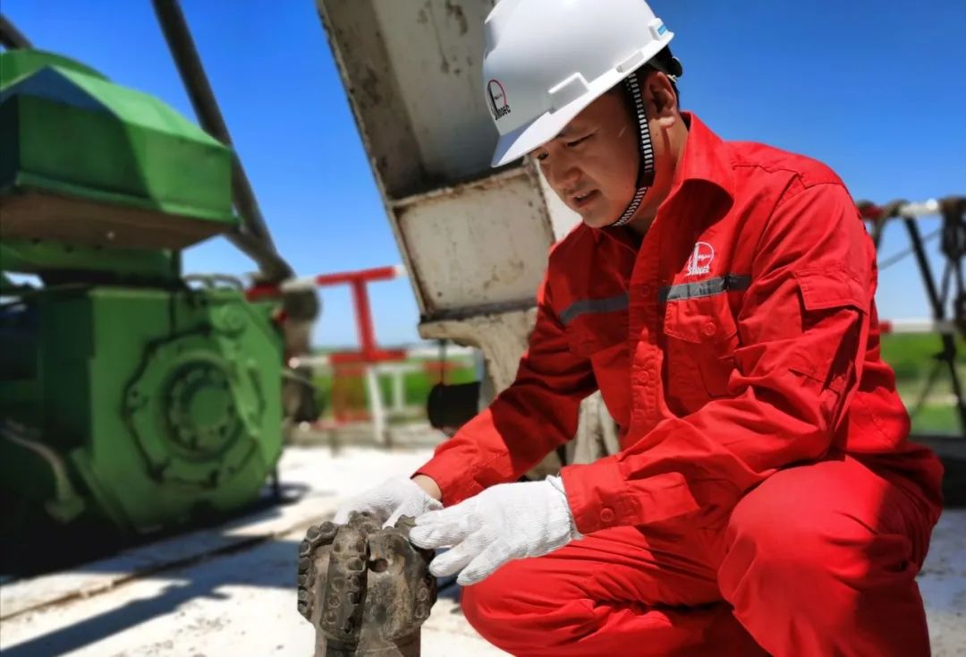 中国石化获得发明专利授权：“一种水平井连续油管旋转喷射震荡解堵装置及方法”